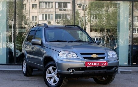 Chevrolet Niva I рестайлинг, 2016 год, 697 000 рублей, 3 фотография