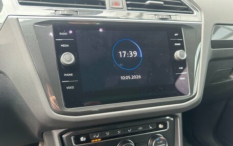 Volkswagen Tiguan II, 2018 год, 2 549 000 рублей, 7 фотография