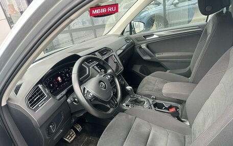 Volkswagen Tiguan II, 2018 год, 2 549 000 рублей, 5 фотография