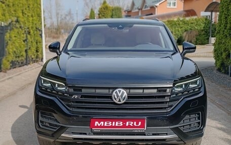 Volkswagen Touareg III, 2020 год, 5 700 000 рублей, 1 фотография