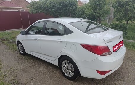 Hyundai Solaris II рестайлинг, 2016 год, 890 000 рублей, 4 фотография