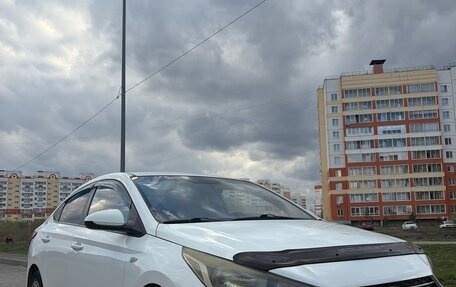 Hyundai Solaris II рестайлинг, 2018 год, 700 000 рублей, 2 фотография
