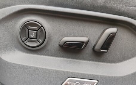 Volkswagen Touareg III, 2020 год, 5 700 000 рублей, 18 фотография
