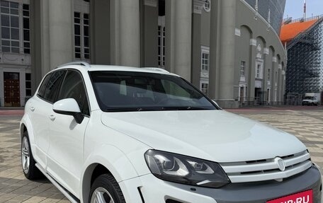 Volkswagen Touareg III, 2013 год, 2 350 000 рублей, 2 фотография