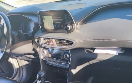 Hyundai Santa Fe IV, 2019 год, 2 750 000 рублей, 29 фотография