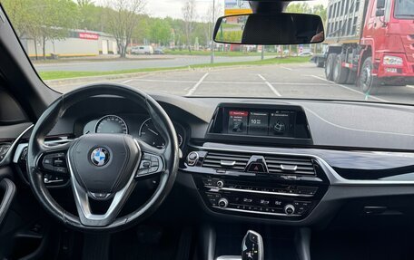 BMW 5 серия, 2017 год, 3 100 000 рублей, 11 фотография