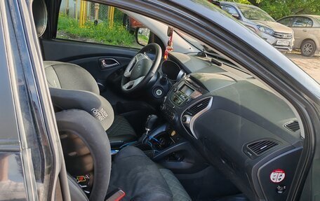 Hyundai ix35 I рестайлинг, 2013 год, 1 255 000 рублей, 10 фотография