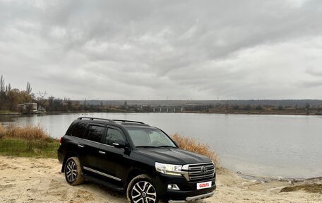 Toyota Land Cruiser 200, 2016 год, 4 888 888 рублей, 7 фотография