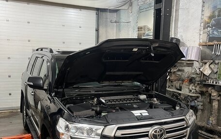 Toyota Land Cruiser 200, 2016 год, 4 888 888 рублей, 14 фотография