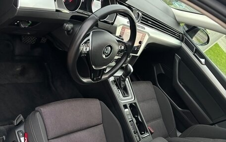 Volkswagen Passat B8 рестайлинг, 2018 год, 1 495 000 рублей, 11 фотография