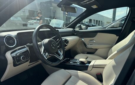 Mercedes-Benz A-Класс, 2019 год, 2 620 000 рублей, 8 фотография