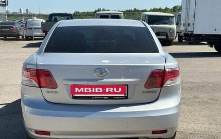 Toyota Avensis III рестайлинг, 2009 год, 900 000 рублей, 4 фотография