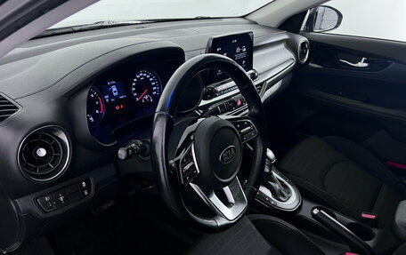 KIA Cerato IV, 2019 год, 1 950 000 рублей, 9 фотография