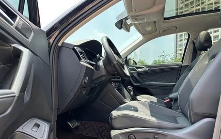 Volkswagen Tiguan II, 2023 год, 3 465 002 рублей, 8 фотография