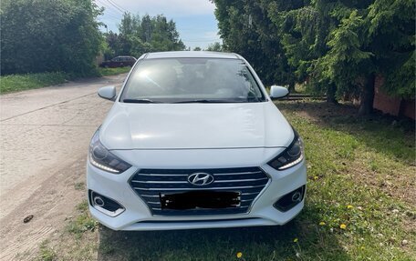 Hyundai Solaris II рестайлинг, 2019 год, 1 399 000 рублей, 1 фотография
