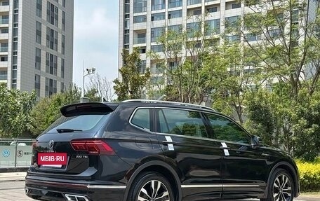 Volkswagen Tiguan II, 2023 год, 3 465 002 рублей, 3 фотография