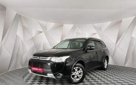 Mitsubishi Outlander III рестайлинг 3, 2014 год, 1 485 000 рублей, 1 фотография