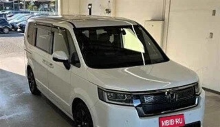 Honda Stepwgn, 2022 год, 2 030 000 рублей, 1 фотография