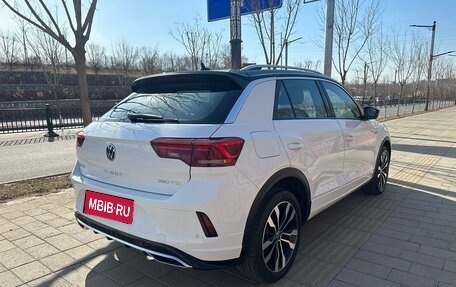 Volkswagen T-Roc I, 2022 год, 2 087 000 рублей, 8 фотография