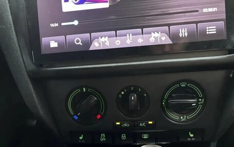 Skoda Rapid I, 2017 год, 780 000 рублей, 13 фотография
