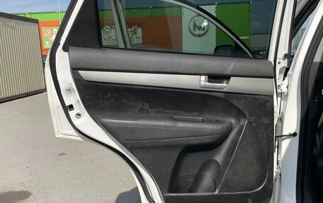 KIA Sorento II рестайлинг, 2011 год, 900 000 рублей, 23 фотография