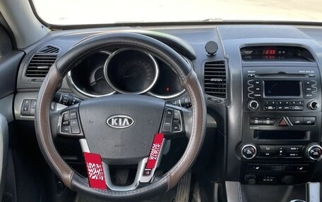 KIA Sorento II рестайлинг, 2011 год, 900 000 рублей, 14 фотография