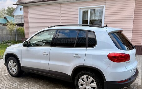 Volkswagen Tiguan I, 2015 год, 1 350 000 рублей, 3 фотография