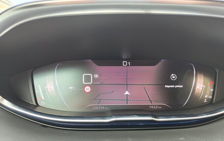 Peugeot 3008 II, 2021 год, 2 400 000 рублей, 13 фотография