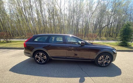 Volvo V90 Cross Country I рестайлинг, 2018 год, 3 300 000 рублей, 10 фотография