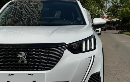 Peugeot 2008 II, 2022 год, 1 890 000 рублей, 12 фотография