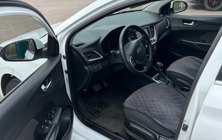 Hyundai Solaris II рестайлинг, 2017 год, 1 450 000 рублей, 8 фотография