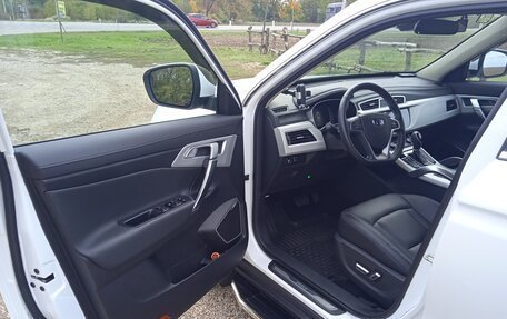 Geely Atlas I, 2021 год, 2 500 000 рублей, 16 фотография