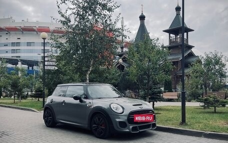 MINI Hatch, 2017 год, 2 235 000 рублей, 10 фотография