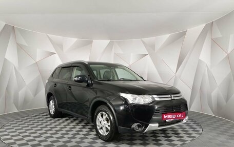 Mitsubishi Outlander III рестайлинг 3, 2014 год, 1 485 000 рублей, 3 фотография
