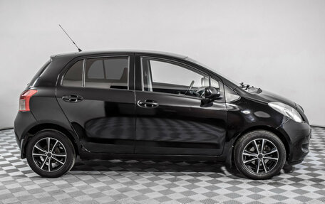 Toyota Yaris III рестайлинг, 2008 год, 445 000 рублей, 4 фотография