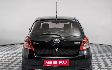 Toyota Yaris III рестайлинг, 2008 год, 445 000 рублей, 6 фотография