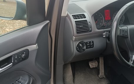 Volkswagen Touran III, 2008 год, 800 000 рублей, 5 фотография
