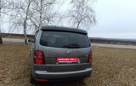 Volkswagen Touran III, 2008 год, 800 000 рублей, 8 фотография