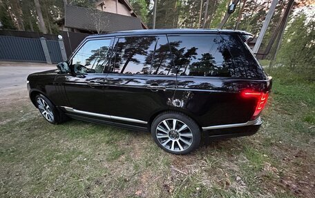 Land Rover Range Rover IV рестайлинг, 2015 год, 5 350 000 рублей, 2 фотография
