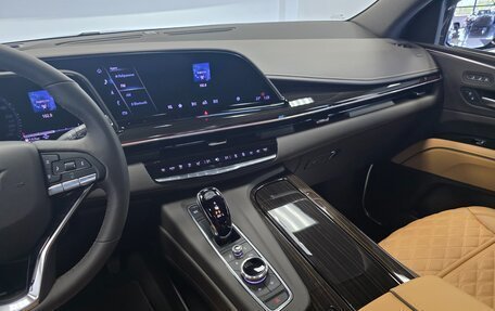 Cadillac Escalade V, 2023 год, 13 990 000 рублей, 14 фотография