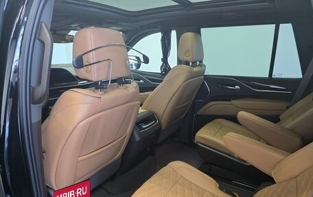 Cadillac Escalade V, 2023 год, 13 990 000 рублей, 18 фотография