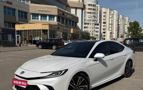 Toyota Camry, 2024 год, 3 750 000 рублей, 2 фотография