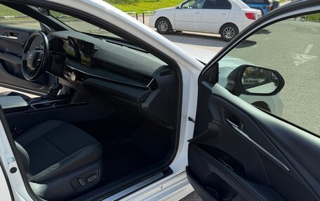 Toyota Camry, 2024 год, 3 750 000 рублей, 14 фотография