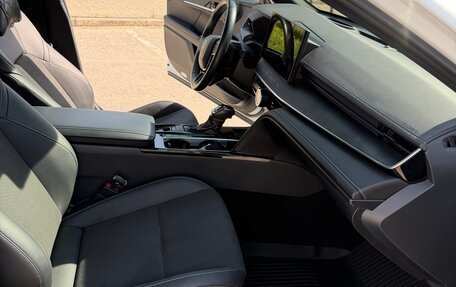 Toyota Camry, 2024 год, 3 750 000 рублей, 13 фотография