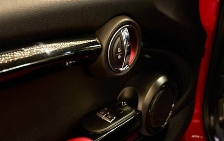 MINI Hatch, 2016 год, 2 100 000 рублей, 33 фотография