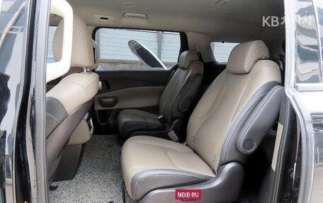 KIA Carnival, 2024 год, 13 фотография