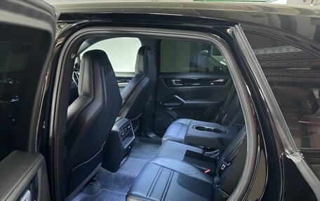 Porsche Cayenne III, 2022 год, 9 800 000 рублей, 14 фотография