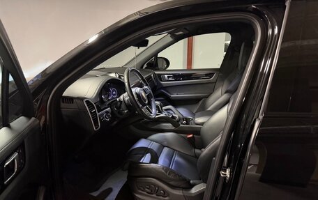 Porsche Cayenne III, 2022 год, 9 800 000 рублей, 13 фотография