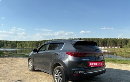KIA Sportage IV рестайлинг, 2020 год, 2 250 000 рублей, 2 фотография