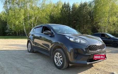 KIA Sportage IV рестайлинг, 2020 год, 2 250 000 рублей, 4 фотография
